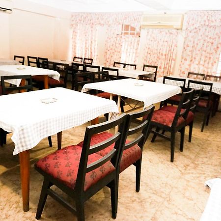 Keerthi Hotel Thiruvananthapuram Kültér fotó